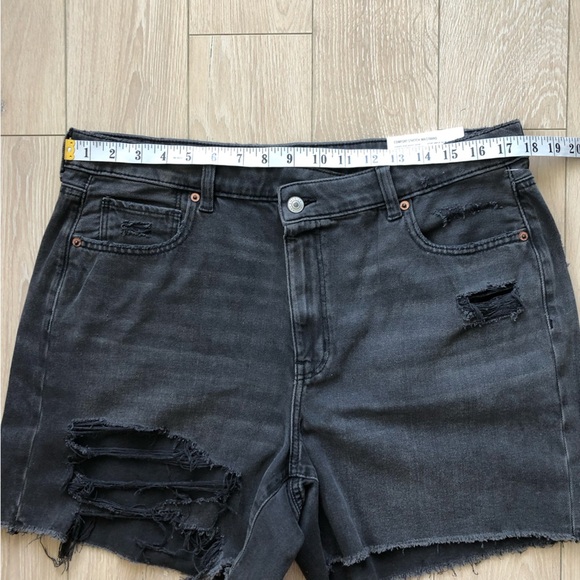 NWT American Eagle Highest Rise Baggy Short Comfort Stretch Waistband Size 16 - Picture 4 of 13